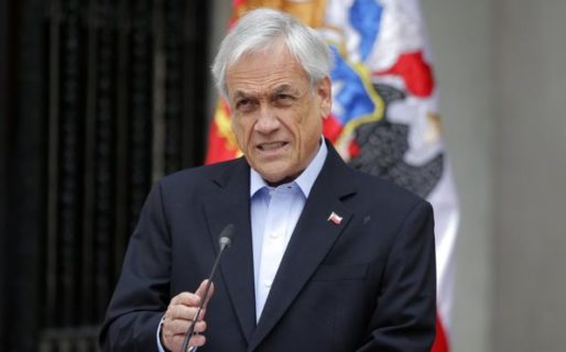 Las vacunas no acaban con el confinamiento: El ejemplo de Chile mientras Alberto F. decide qué hacer