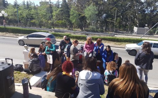 Identificaron a 8 personas que tiraron piedras a funcionarios en la reunión de ATECh