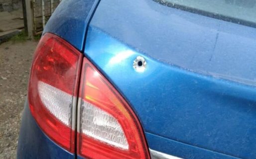 Atentado intimidatorio: Le dispararon varias veces a su auto