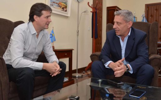 Arcioni recibió a Juncos en Casa de Gobierno