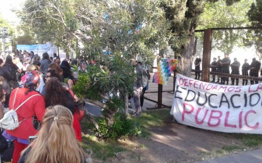 El Gobierno recibe a gremios docentes