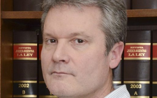 Díaz Vélez es el director de Legales en la Dirección de Rentas provincial