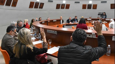 Diputados aprobaron refinanciación y una nueva deuda por $ 1.765 millones para pagar sueldos y a Cammesa