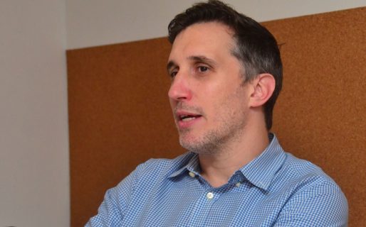 Un economista propone posponer el pago de la deuda por dos años