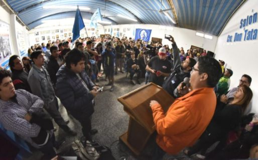 Militantes del PJ tomaron el Consejo de Localidad en repudio a la “lista negra” de Mutio