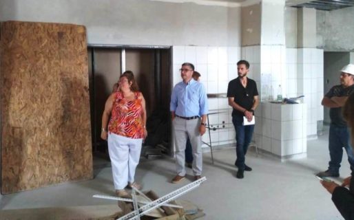 Aguilera visitó la obra de ampliación y refacción del Hospital Regional