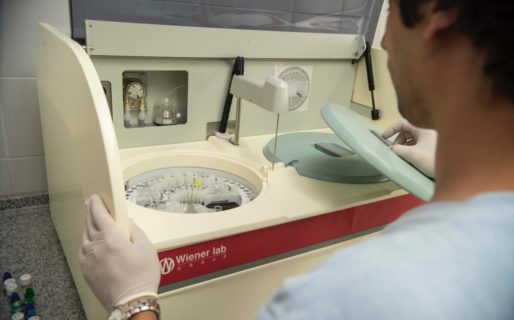 Arcioni participó de la entrega de equipamiento al histórico Hospital Alvear