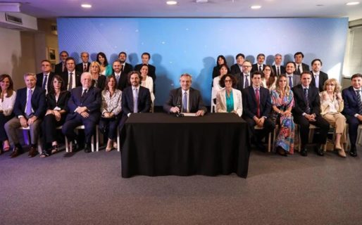 Fernández: «Este Gabinete refleja la unidad sobre la que se construyó el Frente de Todos»