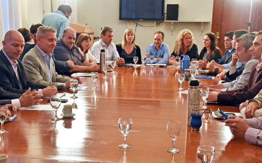 Arcioni encabezó la primera reunión de gabinete de la nueva gestión