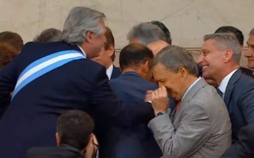 Arcioni asistió a la asunción de Alberto Fernández