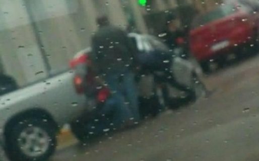 Cayó a un pozo en plena avenida San Martín y lo multaron