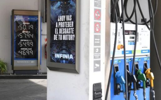 Tras la polémica por YPF, el Gobierno aplazó un alza en los impuestos de los combustibles