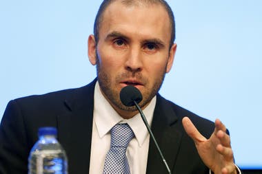 Cómo va a afectar a los precios el recargo de 30% para comprar y operar en dólares