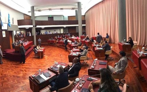 Arcioni llamará a sesión extraordinaria para tratar el Presupuesto y la Ley Tributaria