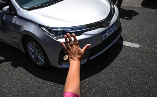 Alberto se trasladó al Congreso en su propio auto: un detalle del vehículo despertó el asombro de todos