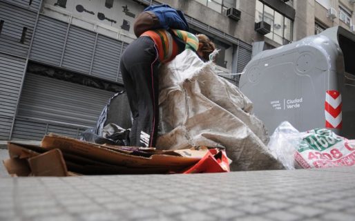 Aseguran que la Argentina pospandemia tendrá «más grietas sociales» y una nueva capa de pobreza