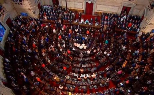 Comenzó en el Congreso la ceremonia de traspaso de mando