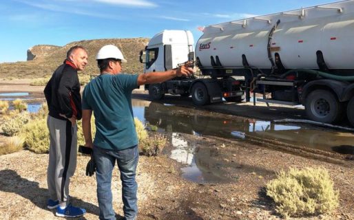 Nuevo derrame de petróleo cerca de la playa de Caleta Córdova