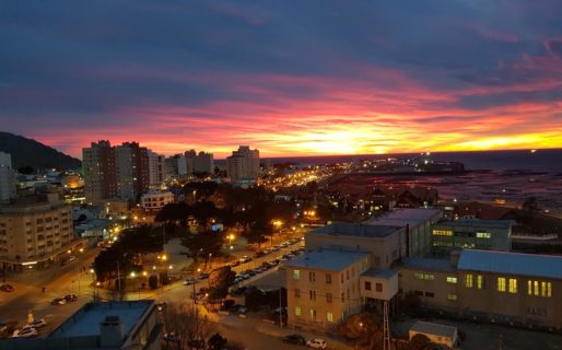 Martes lluvioso, ventoso y caluroso