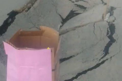 Se hundió un tramo de la calle frente al Liceo Militar