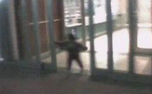 Un «nene fantasma» asusta a los empleados de un shopping sanjuanino