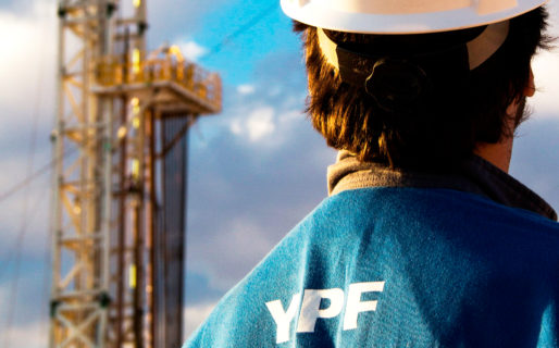 YPF buscaría avanzar con un «descuento compulsivo sobre los trabajadores»