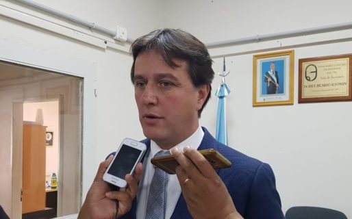 Luis Juncos permanecerá aislado por ser contacto estrecho de un caso positivo de Covid-19