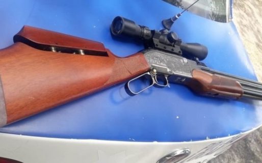 Le disparó a un nene de 11 años por usar el portón de su casa como arco de futbol