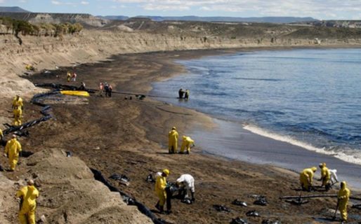 Investigan el destino de 5 millones de dólares por un derrame petrolero en el 2007
