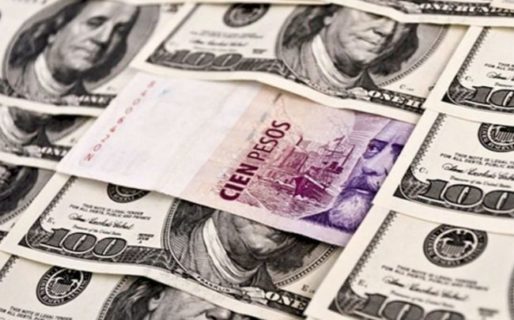 El dólar mayorista y el riesgo país continúan en alza
