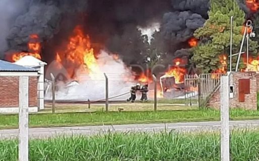 Explotó un depósito de combustible: Al menos un muerto y tres heridos