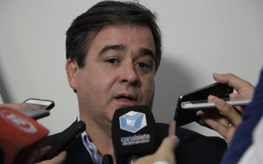 El Gobierno canceló la deuda de más de $ 520 millones con docentes y auxiliares﻿