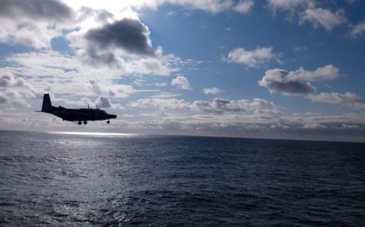 Buscan al tripulante de un buque pesquero desaparecido a 300 km de la costa