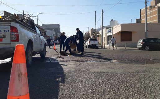 Encontraron un feto en una cloaca de calle Ameghino