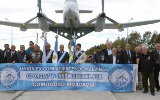 El Himno se cantará desde las casas