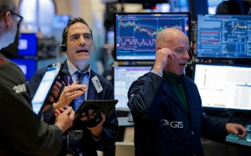 La Bolsa argentina sube 8%, los bonos se recuperan y el Riesgo País baja por primera vez en cuatro días