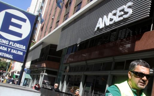 Las jubilaciones de privilegio son hasta 18 veces más altas