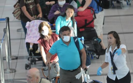 Menna pide el aumento de límites de tarjetas para los argentinos que esperan ser repatriados