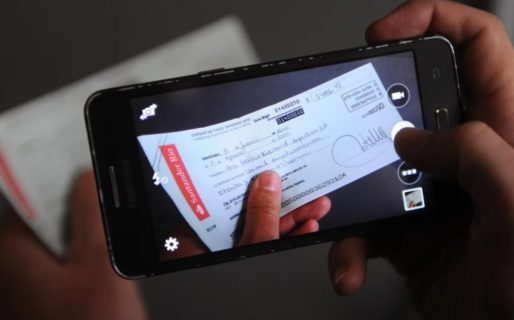 Más empresas piden ayuda para evitar una ola de cheques rechazados