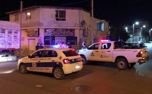 Municipalidad clausuró dos comercios por atender en horario no permitido