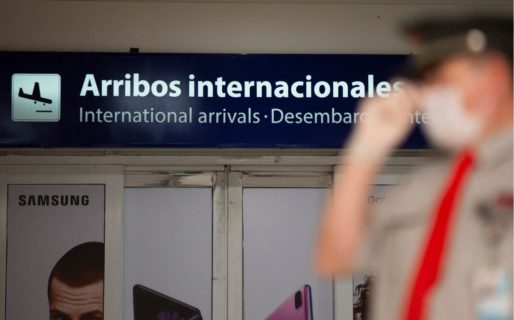 Las aerolíneas deberán suspender la venta de pasajes al exterior