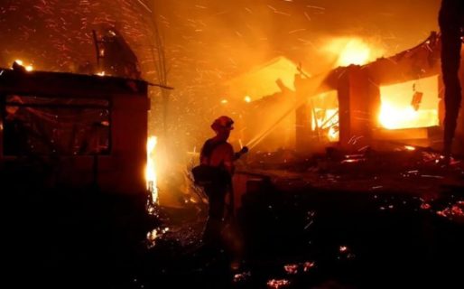 Una persona murió tras incendiarse una casa en la zona del faro