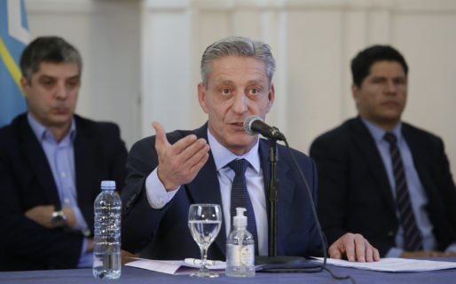 Los créditos alcanzan a los taxistas y se refinancian tarjetas de crédito