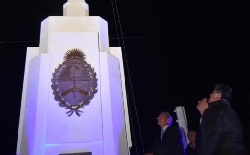 Arcioni rindió homenaje a los Veteranos y los Caídos en Malvinas