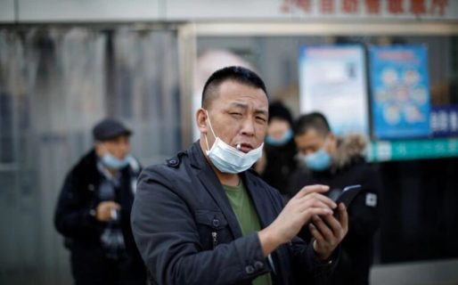 Estudios internacionales alertan que fumar empeora el cuadro de infección por coronavirus