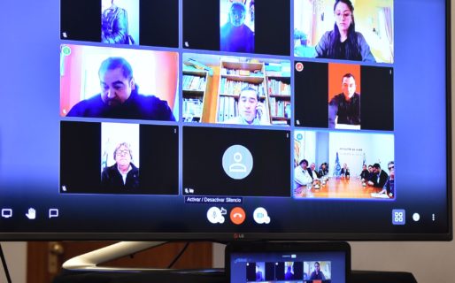 Arcioni encabezó una videoconferencia con Jefes Comunales