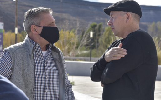 Arcioni recorrió localidades del interior de la provincia para constatar el avance de la cuarentena