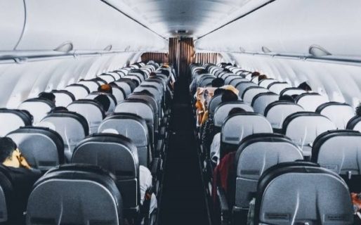 Aviones con menos asientos o pasajes más caros: las pocas alternativas de las aerolíneas