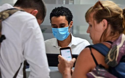 Gobierno saca un DNU para que las ART cubran la enfermedad del coronavirus