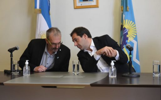 El ministro de Salud elogió el trabajo de Luque: “Se puso al hombro todo esto”